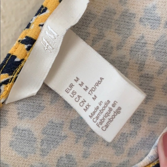 H&M patterned dress - Picture 2 of 2